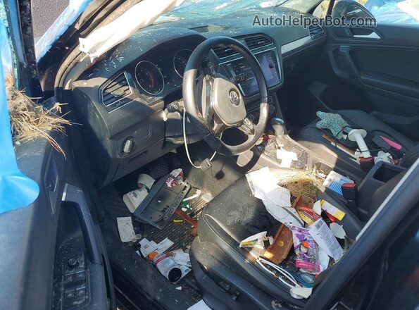 3VV2B7AX4KM192709 2019 VOLKSWAGEN TIGUAN Черный Вид панели приборов