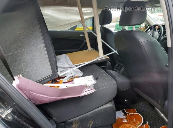 3VV2B7AX4KM192709 2019 VOLKSWAGEN TIGUAN Черный Вид задней части салона