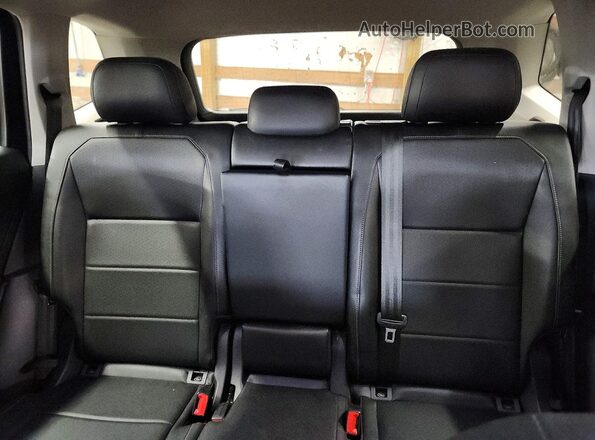 3VV2B7AX5KM145527 2019 VOLKSWAGEN TIGUAN Синий Вид задних сидений