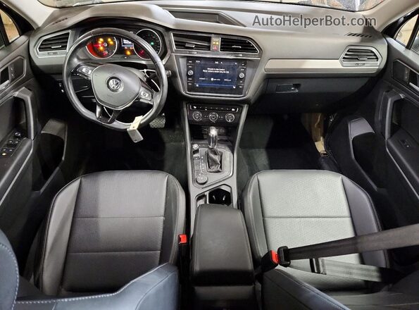 3VV2B7AX5KM145527 2019 VOLKSWAGEN TIGUAN Синий Вид панели приборов