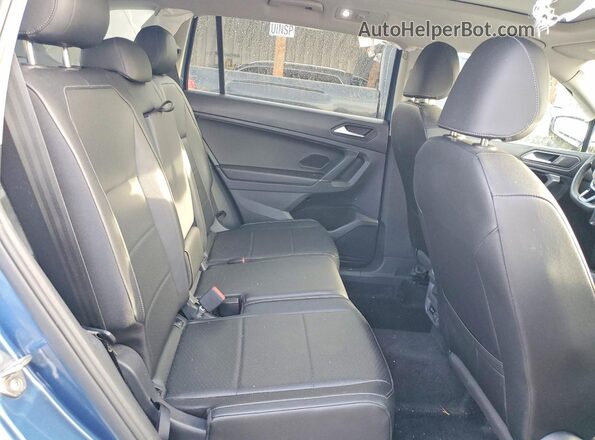 3VV2B7AX5LM063816 2020 VOLKSWAGEN TIGUAN Синий Вид задней части салона