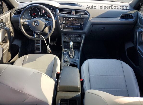 3VV2B7AX5MM106813 2021 VOLKSWAGEN TIGUAN Черный Вид панели приборов