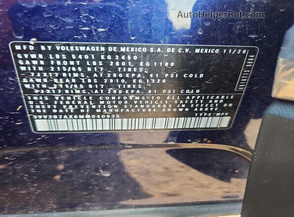 3VV2B7AX6MM040935 2021 VOLKSWAGEN TIGUAN Blue Vista del compartimento del motor
