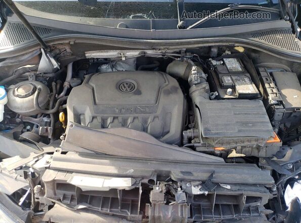 3VV2B7AX7JM113189 2018 VOLKSWAGEN TIGUAN Gray Engine compartment view