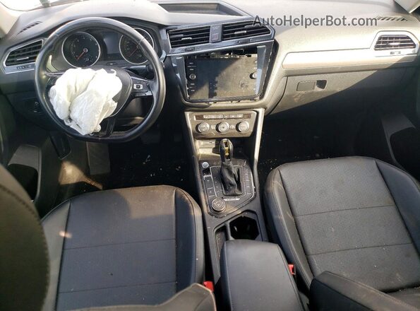 3VV2B7AX7JM113189 2018 VOLKSWAGEN TIGUAN Gray Dashboard view
