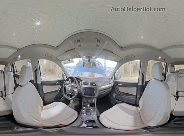 3VV2B7AX7KM005981 2019 VOLKSWAGEN TIGUAN Blue 