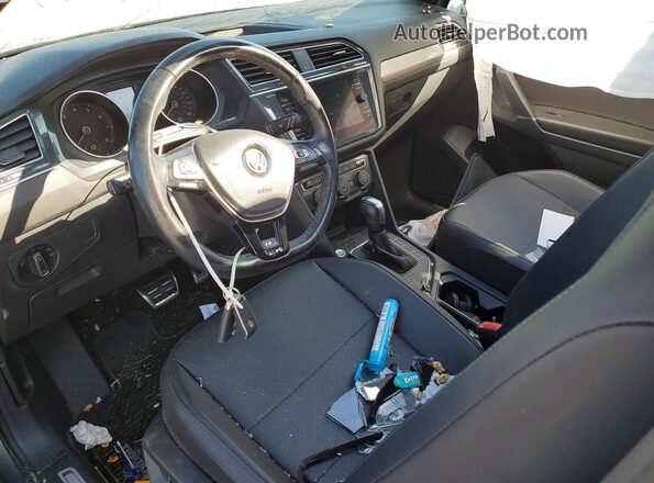 3VV2B7AX7LM109212 2020 VOLKSWAGEN TIGUAN Серый Вид панели приборов