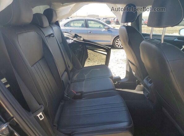 3VV2B7AX7NM047121 2022 VOLKSWAGEN TIGUAN Black Вид задньої частини салону