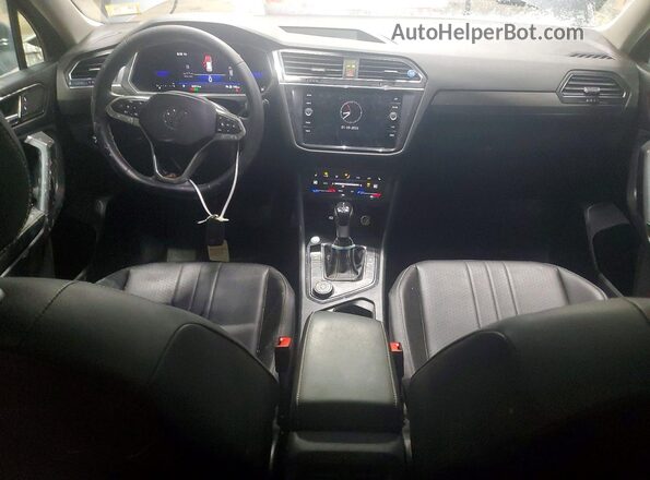 3VV2B7AX7NM153231 2022 VOLKSWAGEN TIGUAN Gray წინა პანელის ხედი