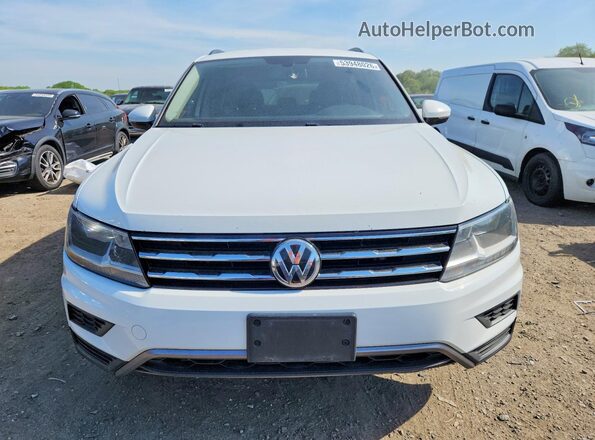 3VV2B7AX8JM042259 2018 VOLKSWAGEN TIGUAN White წინა ხედი