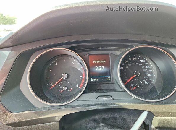 3VV2B7AX8JM042259 2018 VOLKSWAGEN TIGUAN White ხელსაწყოთა პანელის ხედი