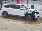 2018 Volkswagen Tiguan Se Белый vin: 3VV2B7AX8JM097309