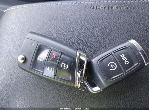 3VV2B7AX8MM077517 2021 VOLKSWAGEN TIGUAN Синий Вид панели приборов