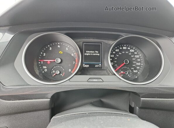 3VV2B7AX9JM190176 2018 VOLKSWAGEN TIGUAN Orange Widok zestawu wskaźników