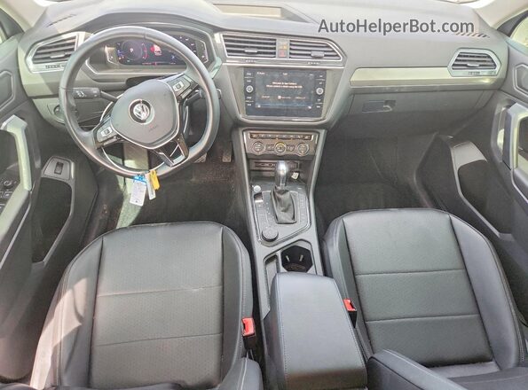 3VV2B7AX9KM096414 2019 VOLKSWAGEN TIGUAN Серебряный Вид панели приборов