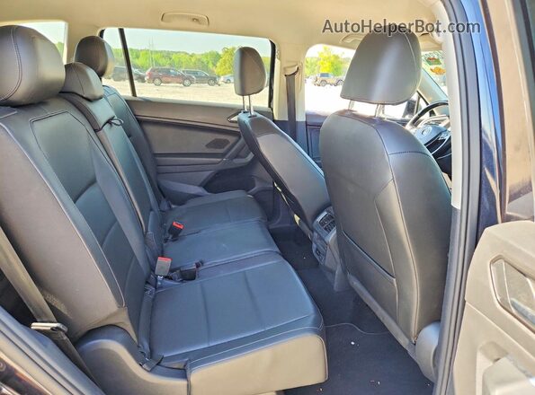 3VV3B7AX0JM108145 2018 VOLKSWAGEN TIGUAN Black Vista interior trasera