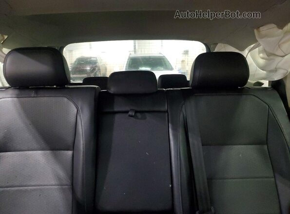3VV3B7AX0LM058818 2020 VOLKSWAGEN TIGUAN Серый Вид задних сидений