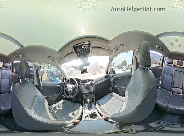 3VV3B7AX0MM023682 2021 VOLKSWAGEN TIGUAN Черный Панорамный вид салона 360°
