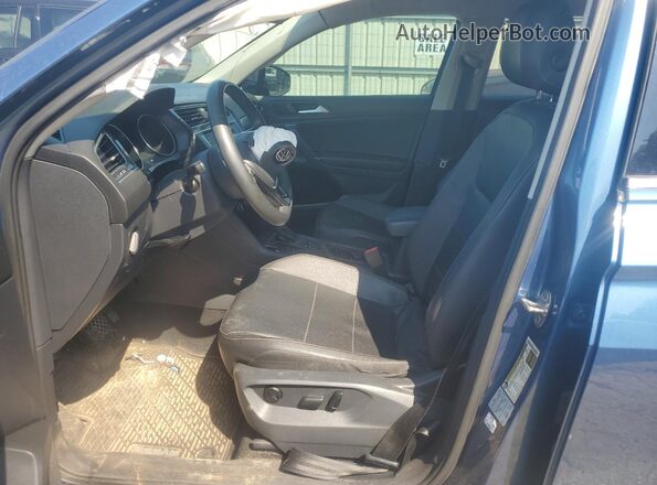 3VV3B7AX1LM129735 2020 VOLKSWAGEN TIGUAN Синий Вид салона спереди