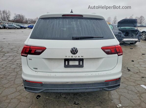 3VV3B7AX1RM043950 2024 VOLKSWAGEN TIGUAN Белый Вид сзади