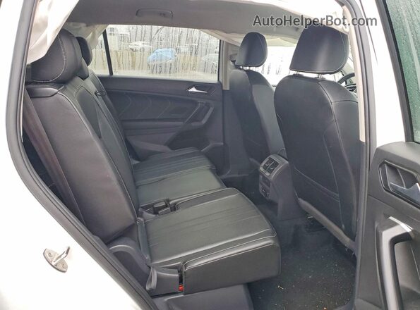 3VV3B7AX1RM043950 2024 VOLKSWAGEN TIGUAN Белый Вид задней части салона