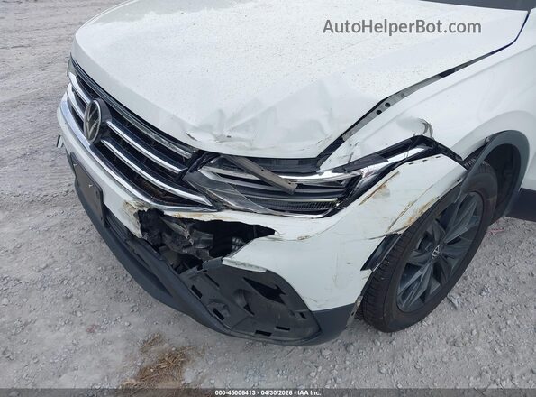 3VV3B7AX1RM196120 2024 VOLKSWAGEN TIGUAN Белый Вид спереди