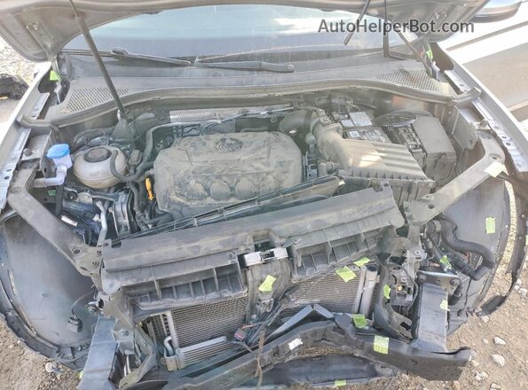 3VV3B7AX3LM061938 2020 VOLKSWAGEN TIGUAN Silver ძრავის განყოფილების ხედი