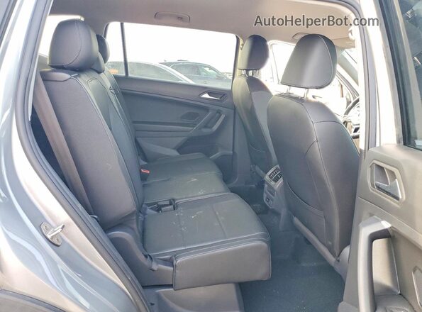 3VV3B7AX3LM061938 2020 VOLKSWAGEN TIGUAN Silver უკანა სალონის ხედი