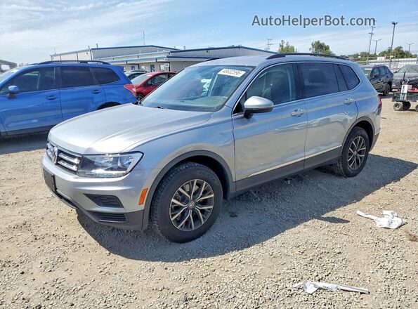 3VV3B7AX4LM013834 2020 VOLKSWAGEN TIGUAN Серебряный Передняя левая четверть