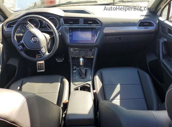3VV3B7AX4MM108802 2021 VOLKSWAGEN TIGUAN White Вид панелі приладів