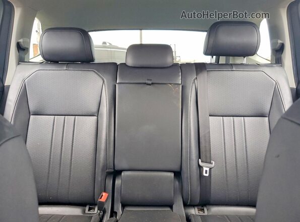 3VV3B7AX5RM049041 2024 VOLKSWAGEN TIGUAN Серый Вид задних сидений