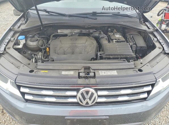 3VV3B7AX6JM048677 2018 VOLKSWAGEN TIGUAN Gray Вид підкапотного простору