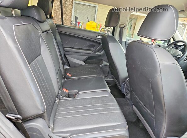3VV3B7AX6RM046813 2024 VOLKSWAGEN TIGUAN Black უკანა სავარძლების ხედი