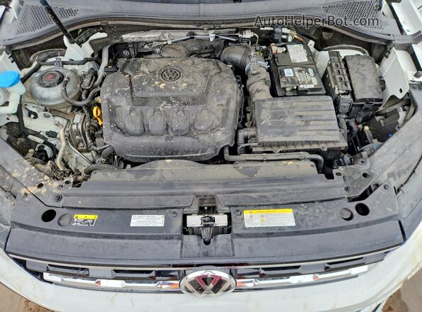 3VV3B7AX7MM116750 2021 VOLKSWAGEN TIGUAN White უკანა სალონის ხედი