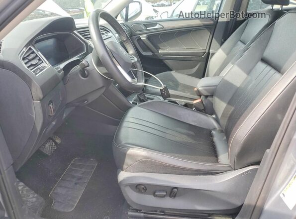 3VV3B7AX9RM066604 2024 VOLKSWAGEN TIGUAN Silver წინა სალონის ხედი