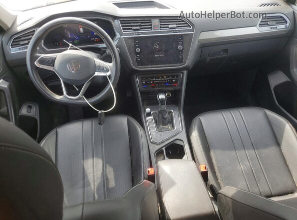 3VV3B7AX9RM066604 2024 VOLKSWAGEN TIGUAN Silver წინა პანელის ხედი