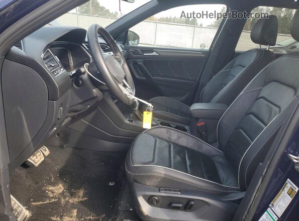 3VV4B7AX1PM081471 2023 VOLKSWAGEN TIGUAN Синий Вид салона спереди