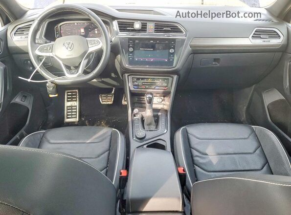 3VV4B7AX1PM081471 2023 VOLKSWAGEN TIGUAN Синий Вид панели приборов