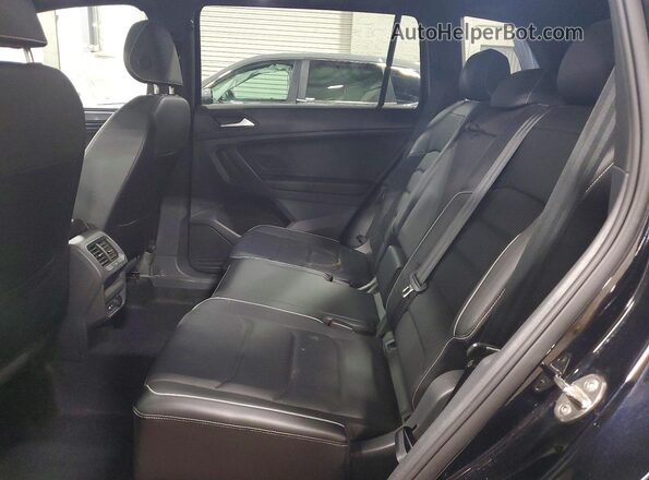 3VV4B7AX4MM108500 2021 VOLKSWAGEN TIGUAN Black Вид задньої частини салону