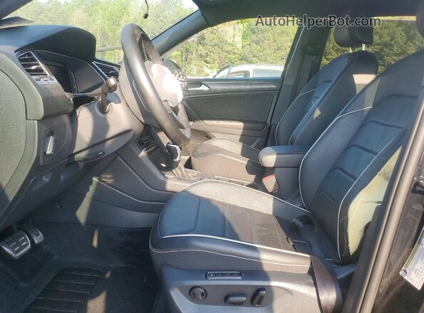 3VV4B7AX9RM139622 2024 VOLKSWAGEN TIGUAN Black Front interior view