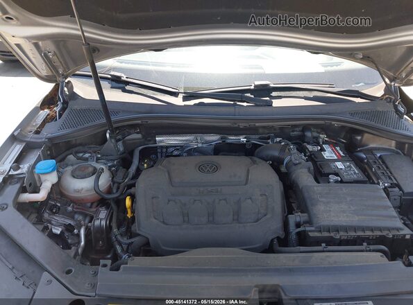 3VV4B7AXXLM059673 2020 VOLKSWAGEN TIGUAN Серый Вид сзади