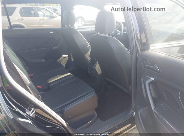 3VV8B7AX6RM009699 2024 VOLKSWAGEN TIGUAN Черный Вид наклейки с VIN-кодом