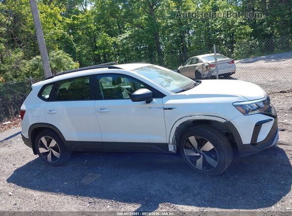 3VV8X7B29RM027795 2024 VOLKSWAGEN TAOS Белый Вид задней части салона