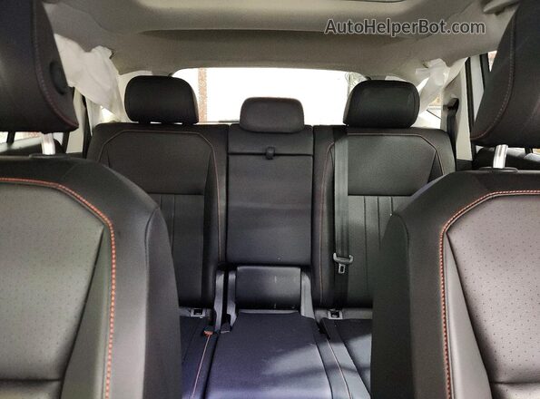 3VVAB7AX4RM222538 2024 VOLKSWAGEN TIGUAN White Widok tylnych siedzeń