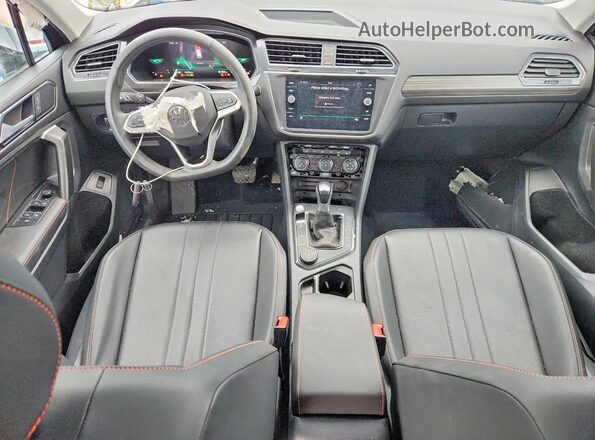 3VVAB7AX5RM229420 2024 VOLKSWAGEN TIGUAN Черный Вид панели приборов