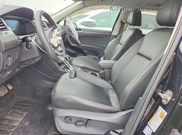 3VVAB7AX5RM229420 2024 VOLKSWAGEN TIGUAN Черный Вид салона спереди