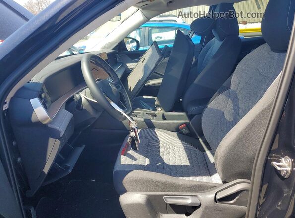 3VVBR7RM8SM036257 2025 VOLKSWAGEN TIGUAN Black Widok wnętrza z przodu