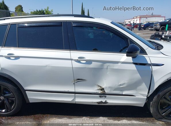 3VVCB7AX4PM024564 2023 VOLKSWAGEN TIGUAN White Սալոնի 360 աստիճան տեսք