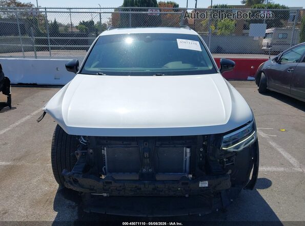 3VVCB7AX4PM024564 2023 VOLKSWAGEN TIGUAN White Սալոնի հետևի տեսք