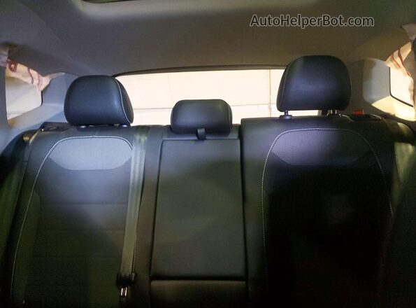 3VVEX7B29RM033518 2024 VOLKSWAGEN TAOS Белый Вид задних сидений